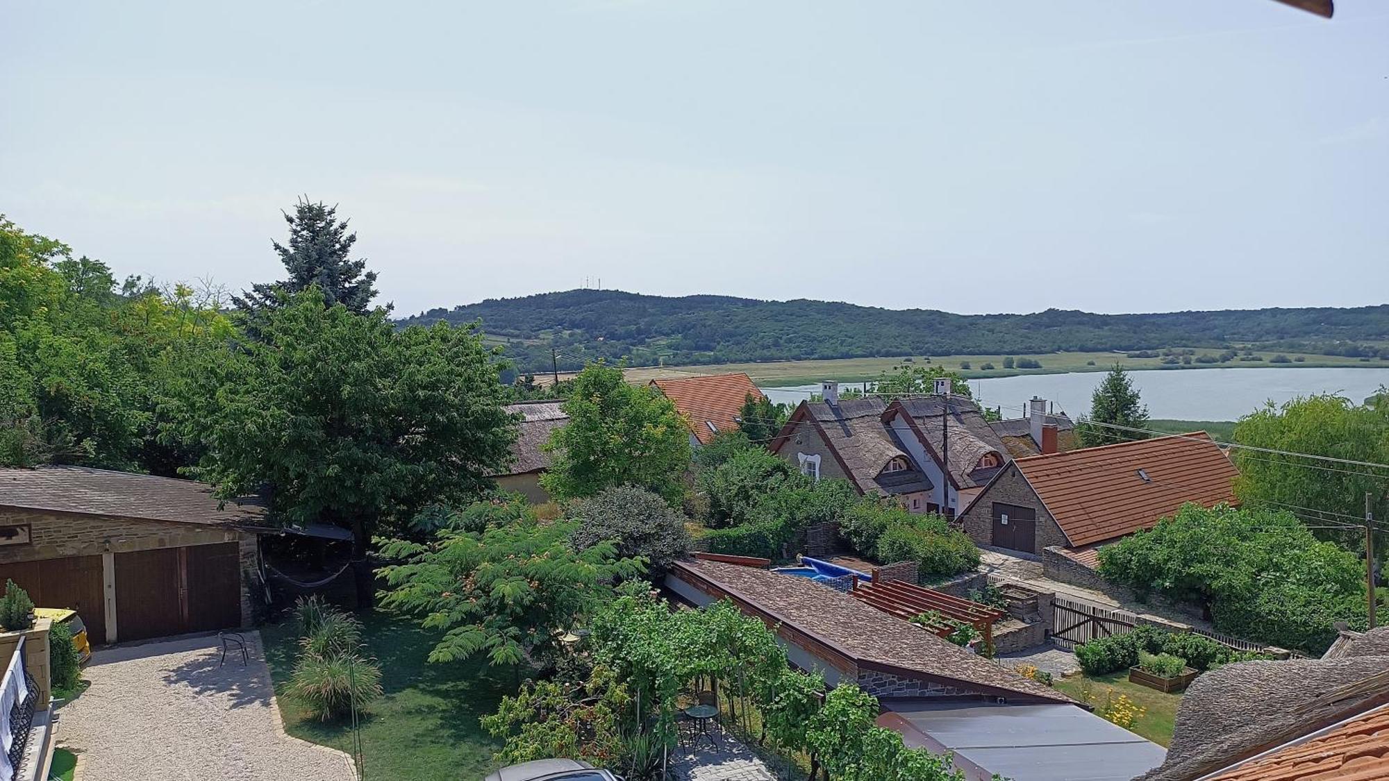 T.H.Ny Village Inn Cottage Tihany Dış mekan fotoğraf