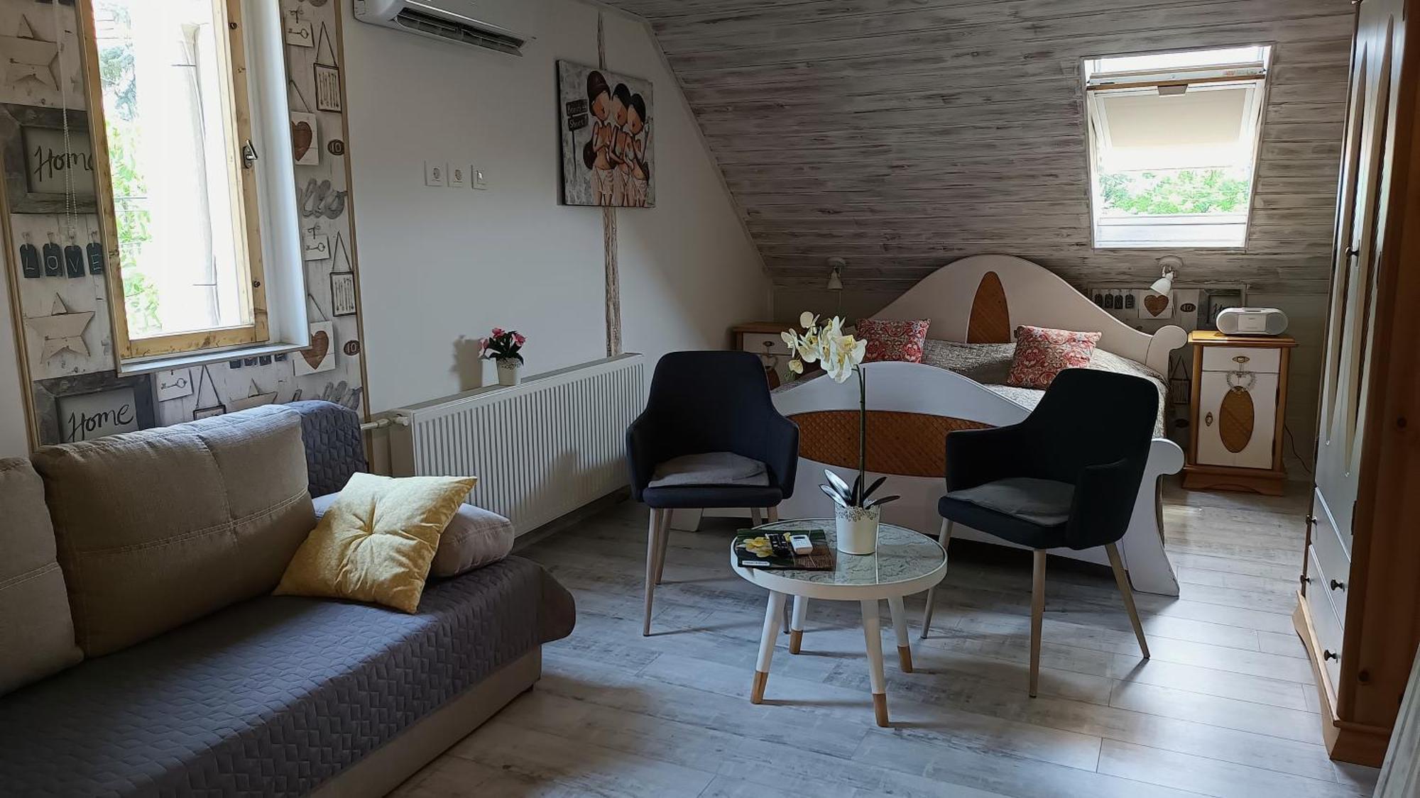 T.H.Ny Village Inn Cottage Tihany Dış mekan fotoğraf